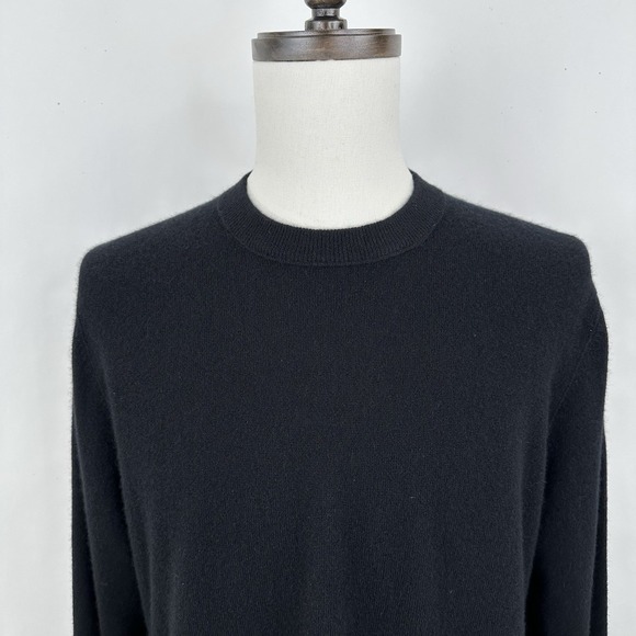 NWT Banana Republic Men's Cashmere Crew Neck Sweater LARGE Black Soft 12 Gauge - Picture 4 of 10